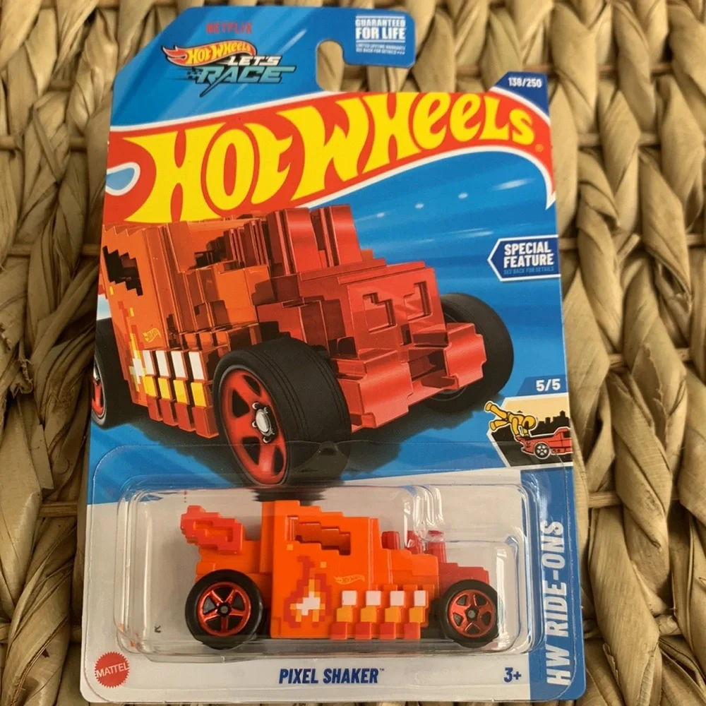 Pixel Shaker Hot Wheels Ride On Hot Wheels Car New 2025 Pixelated Bone Shaker